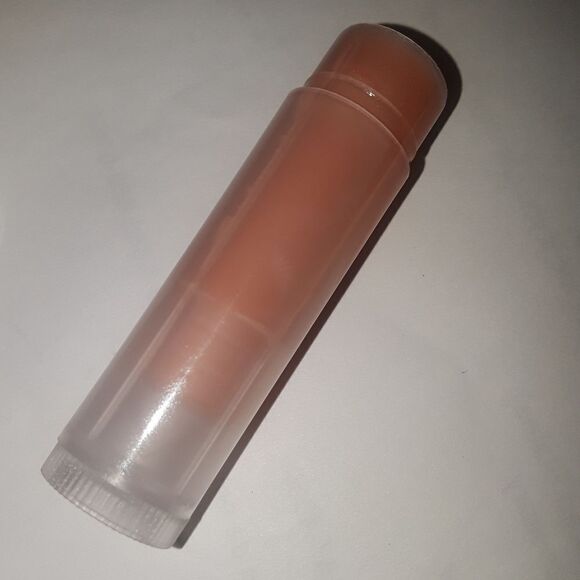 Hand CRAFT𝅺ED𝅺 VELVET ROSE Super Healing Vegan lip balm - Picture 6 of 9